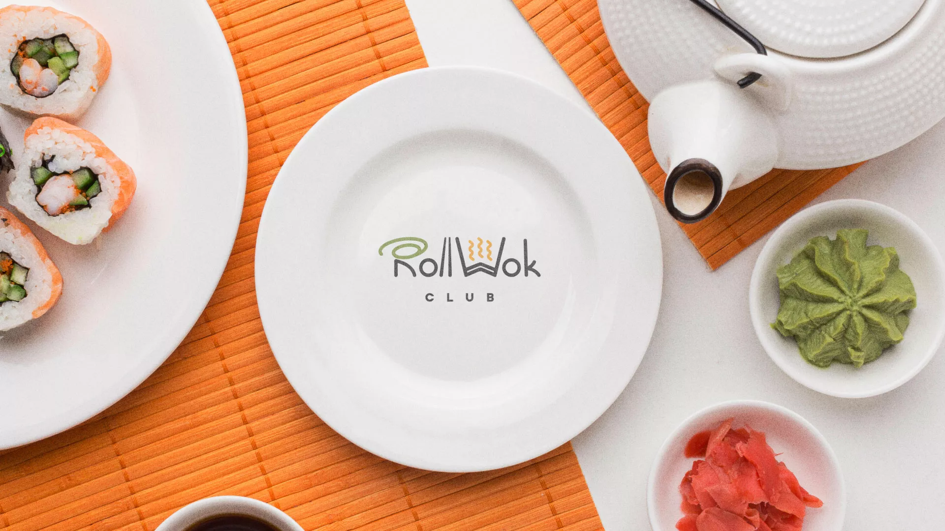 Разработка логотипа и фирменного стиля суши-бара «Roll Wok Club» в Красном Холме